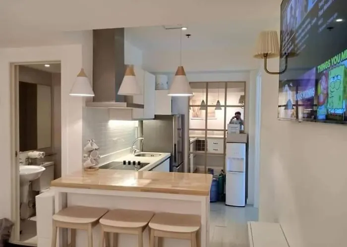 Azure Skyview Penthouse Minimalist Unit * Manila