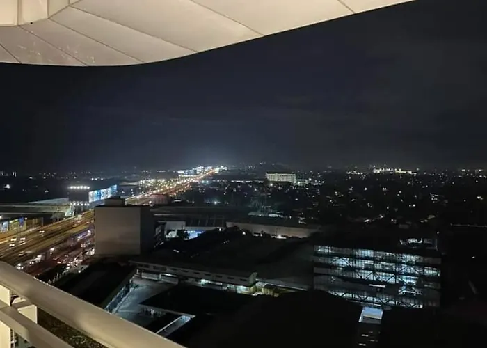 Appartamento Azure Skyview Penthouse Minimalist Unit *